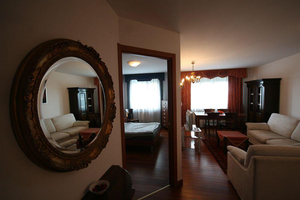 Lucka Residence Varsovie Extérieur photo